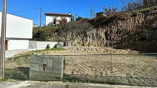 Land for sale in Marco de Canaveses, Portugal — €56,000