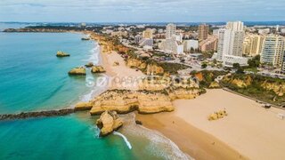 Land for sale in Portimão, Portugal — €2,600,000
