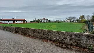 Terreno de 11 000 m² em Leiria