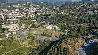 Terreno em Amarante · 14 255 m² · 2 800 000 €