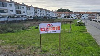 Land for sale in Santa Maria da Feira, Portugal — €368,000