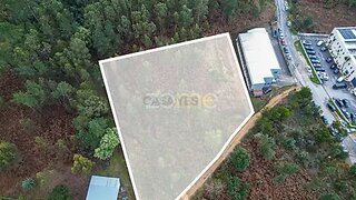 Land for sale in Oliveira de Azeméis, Portugal — €130,000