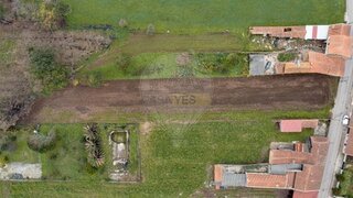 Land for sale in Albergaria-a-Velha, Portugal — €200,000