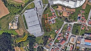 Land for sale in Oliveira de Azeméis, Portugal — €500,000