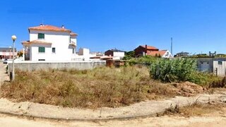 Land for sale in Peniche, Portugal — €128,000