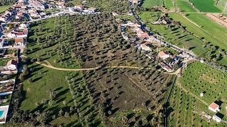 Land for sale in Loures, Portugal — €399,500