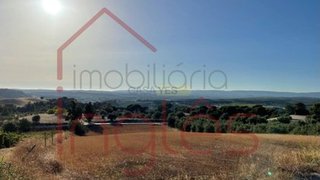 Terreno de 3600 m² em Santarém