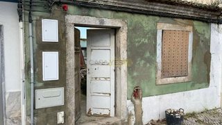 Land for sale in Seixal, Portugal — €90,000