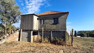 Land for sale in Vouzela, Portugal — €45,000