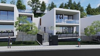 Land for sale in Vila Nova de Gaia, Portugal — €416,000