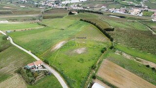 Land for sale in Torres Vedras, Portugal — €350,000