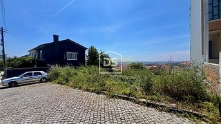 Land for sale in Gondomar, Portugal — €195,000