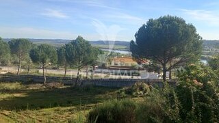Land for sale in Constância, Portugal — €40,000