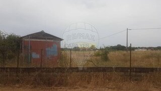 Terreno em Palmela · 366 m² · 45 000 €