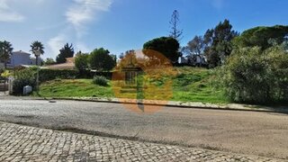 Land for sale in Lagoa, Portugal — €495,000