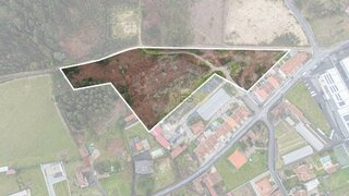 Land for sale in Paços de Ferreira, Portugal — €300,000