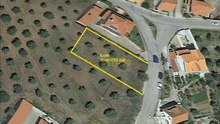 Land for sale in Vila Flor, Portugal — €22,000