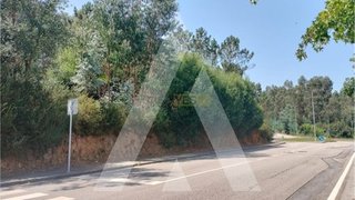 Land for sale in São João da Madeira, Portugal — €213,000
