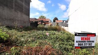 Land for sale in Vila Nova de Gaia, Portugal — €110,000
