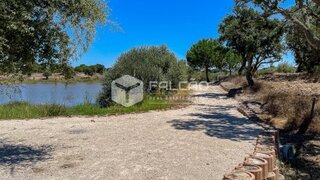Terreno · 46 418 m² · 9 500 000 €