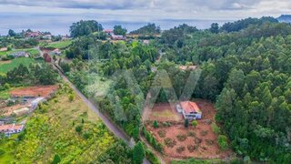 Land for sale in Santana, Portugal — €280,000