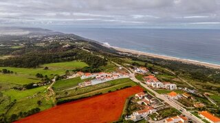 Land for sale in Nazaré, Portugal — €535,000