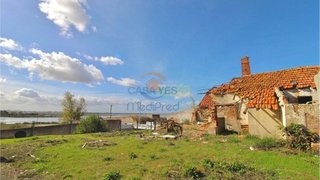 Land for sale in Montijo, Portugal — €225,000