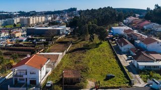 Land for sale in Santa Maria da Feira, Portugal — €120,000