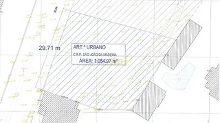 Land for sale in São João da Madeira, Portugal — €100,000