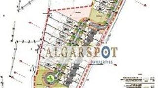 Terreno de 23 400 m² em Faro