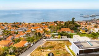 Land for sale in Funchal, Portugal — €450,000