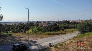 Land for sale in Vila Nova de Gaia, Portugal — €81,500