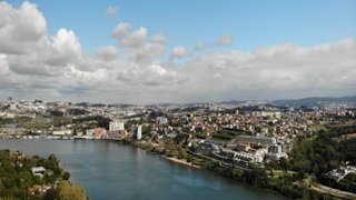 Land for sale in Vila Nova de Gaia, Portugal — €739,200