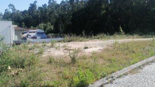 Land for sale in Santa Maria da Feira, Portugal — €62,000