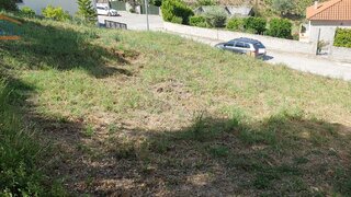 Land for sale in Armamar, Portugal — €27,900