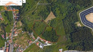 Terreno em Vila Nova de Gaia · 28 000 m² · 450 000 €