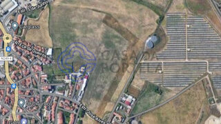 Land for sale in Marco de Canaveses, Portugal — €2,120,000
