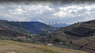 Terreno de 12 740 m² em Vila Real