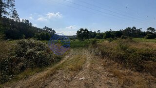 Land for sale in Paredes, Portugal — €27,000