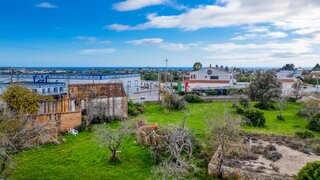 Terreno de 14 280 m² em Lagoa