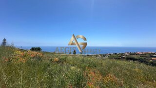 Land for sale in Calheta (Madeira), Portugal — €450,000