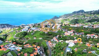 Land for sale in Câmara de Lobos, Portugal — €115,000