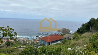 Land for sale in Porto Moniz, Portugal — €159,900