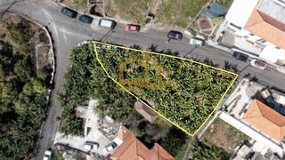 Land for sale in Calheta (Madeira), Portugal — €245,000