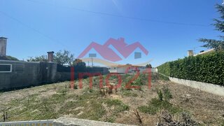 Terreno em Aveiro · 585 m² · 77 500 €