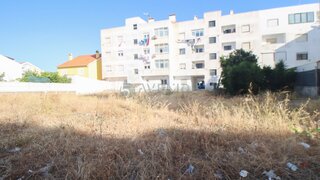 Land for sale in Sesimbra, Portugal — €122,500