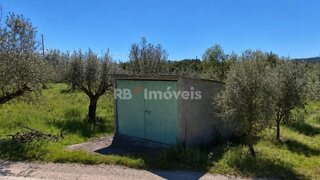 Terreno para venda em Ferreira do Zêzere, Portugal — 11 900 €