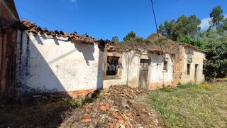 Land for sale in Ferreira do Zêzere, Portugal — €50,000
