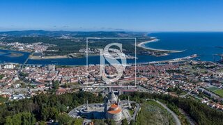 Terreno de 536 m² em Viana do Castelo