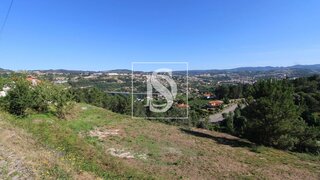 Land for sale in Amarante, Portugal — €100,000